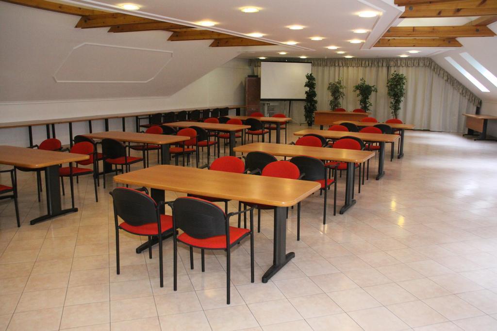 Hotel Pannonia ميسكولك المظهر الخارجي الصورة