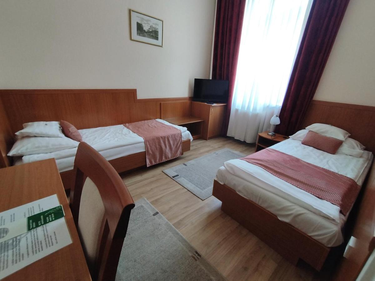 Hotel Pannonia ميسكولك المظهر الخارجي الصورة