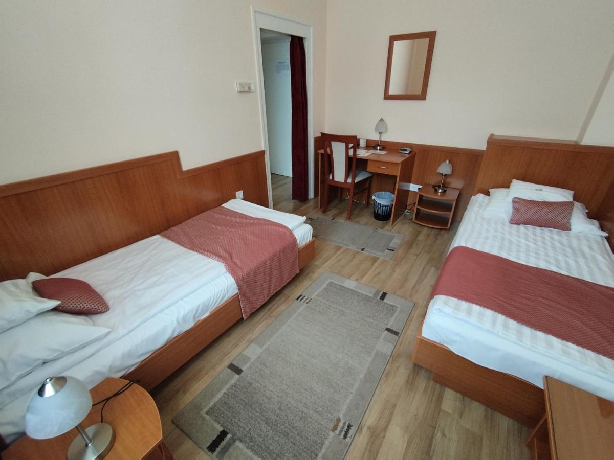 Hotel Pannonia ميسكولك المظهر الخارجي الصورة