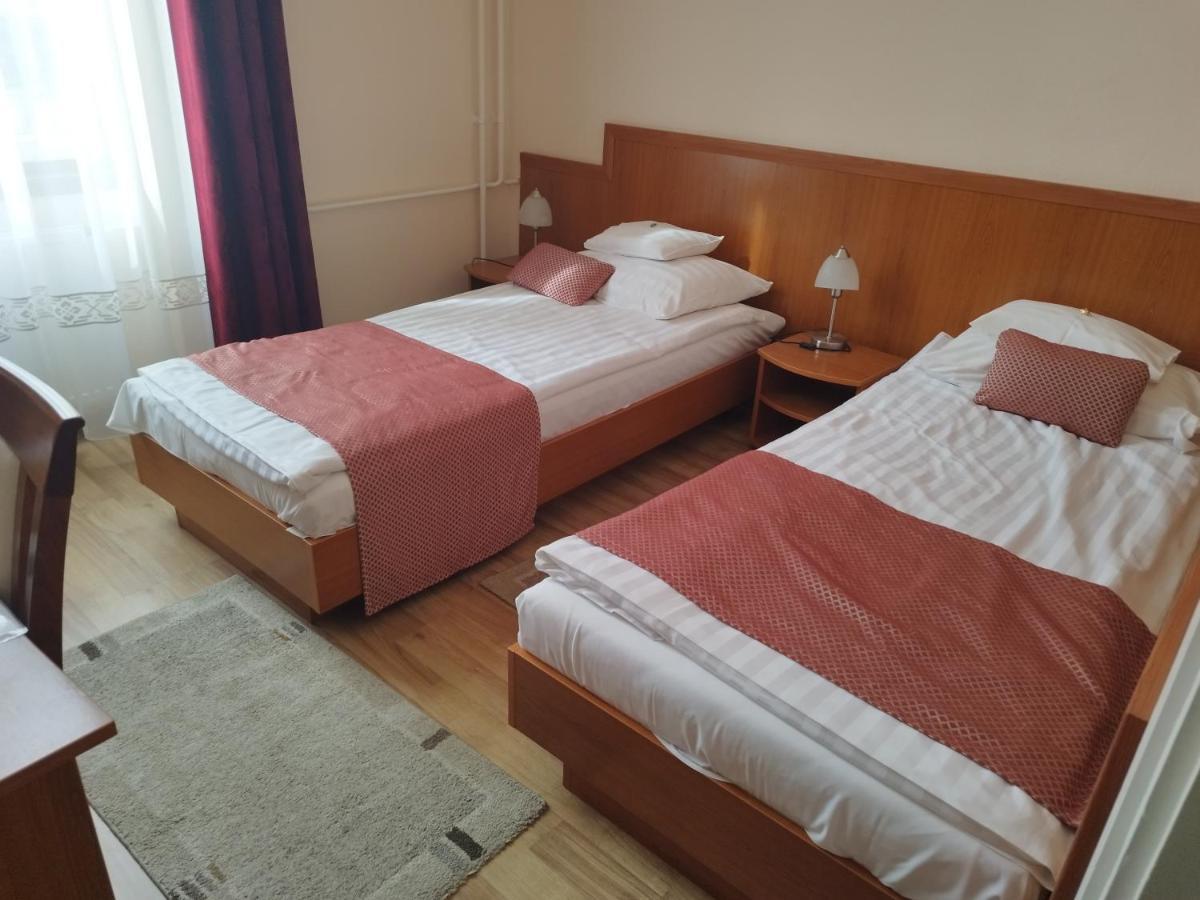 Hotel Pannonia ميسكولك المظهر الخارجي الصورة