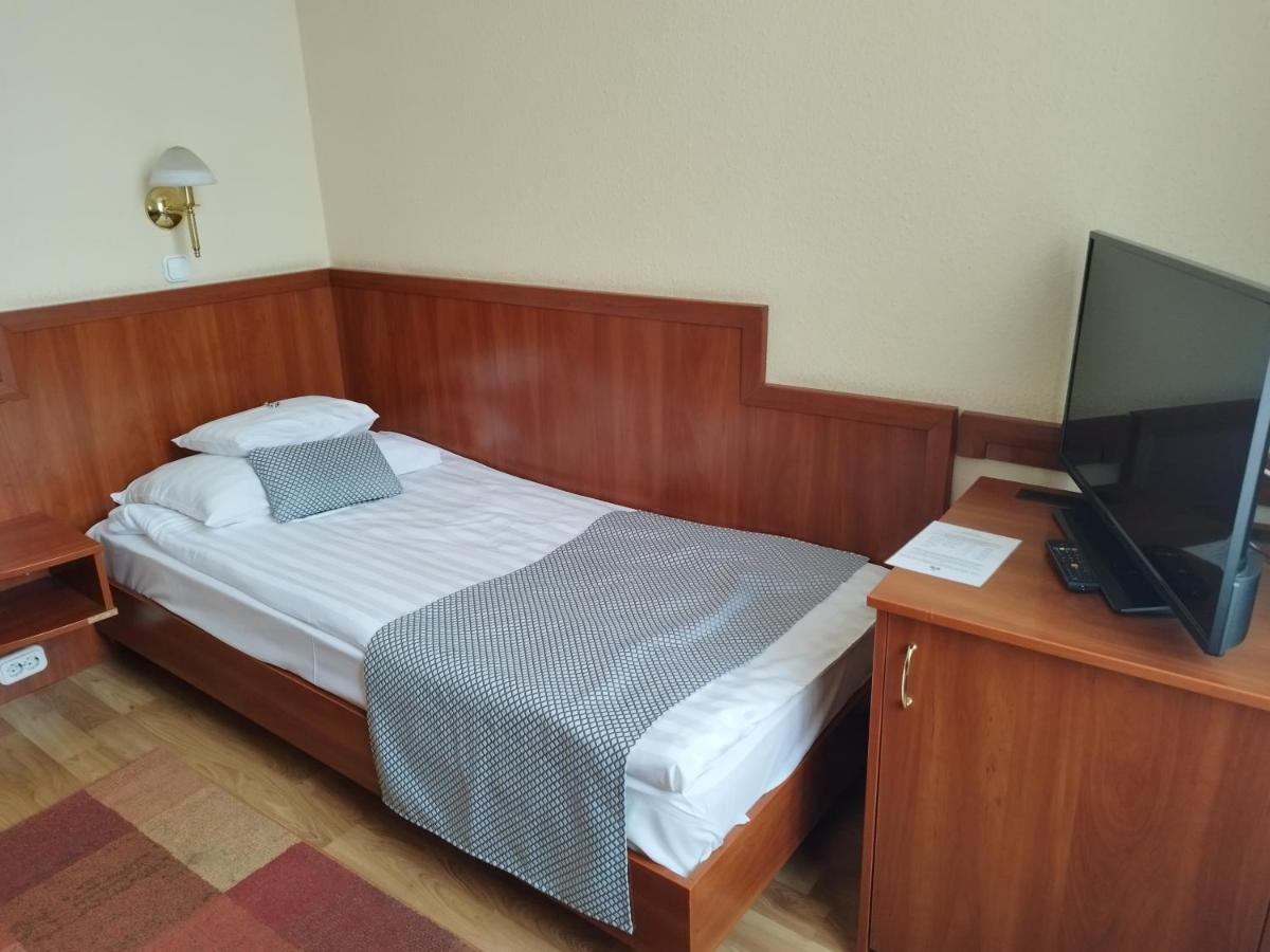 Hotel Pannonia ميسكولك المظهر الخارجي الصورة