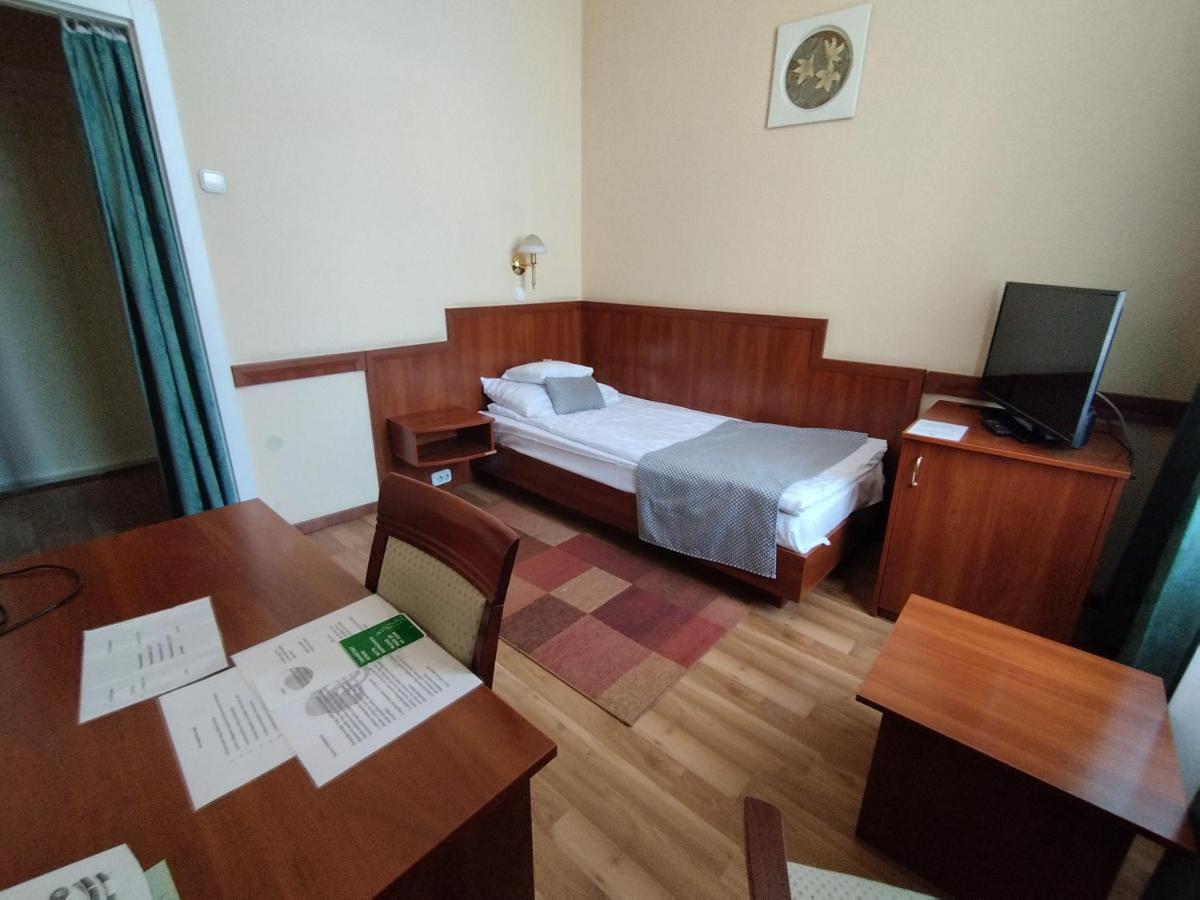 Hotel Pannonia ميسكولك المظهر الخارجي الصورة