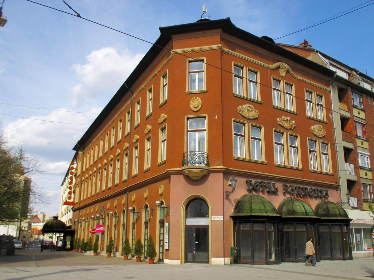 Hotel Pannonia ميسكولك المظهر الخارجي الصورة